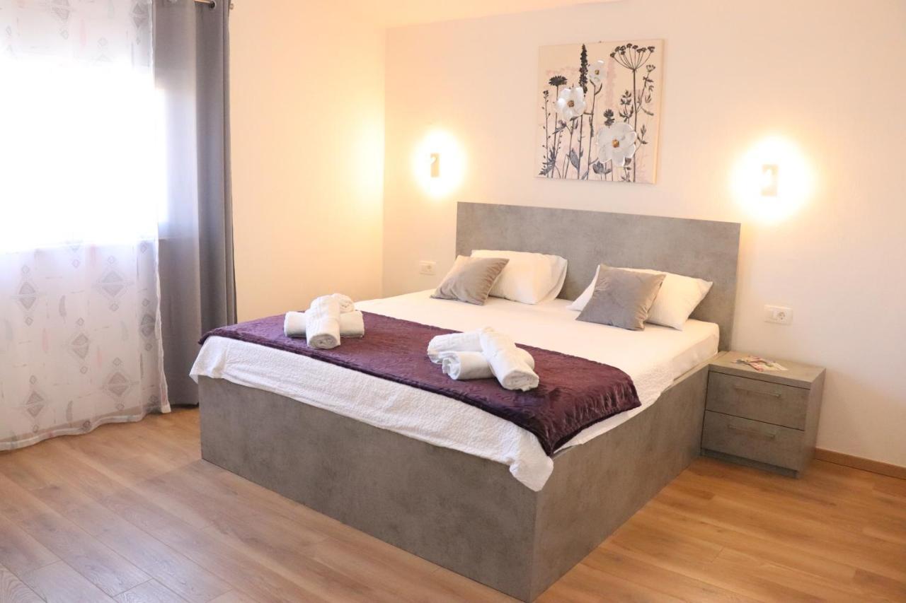 Apartment Mary- 2 Free Parking, Near Mall Of